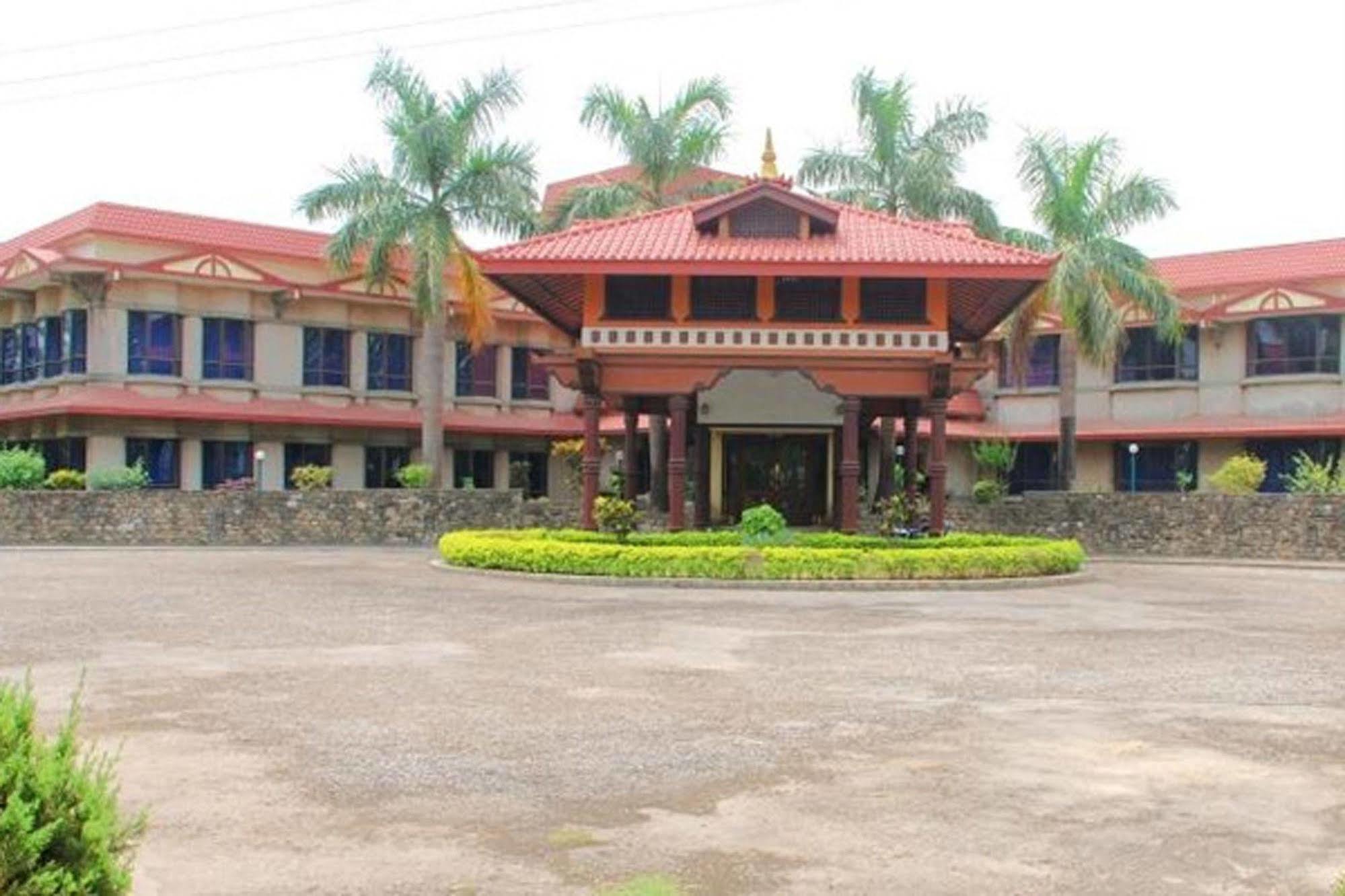 Hotel Lumbini Garden New Crystal Εξωτερικό φωτογραφία