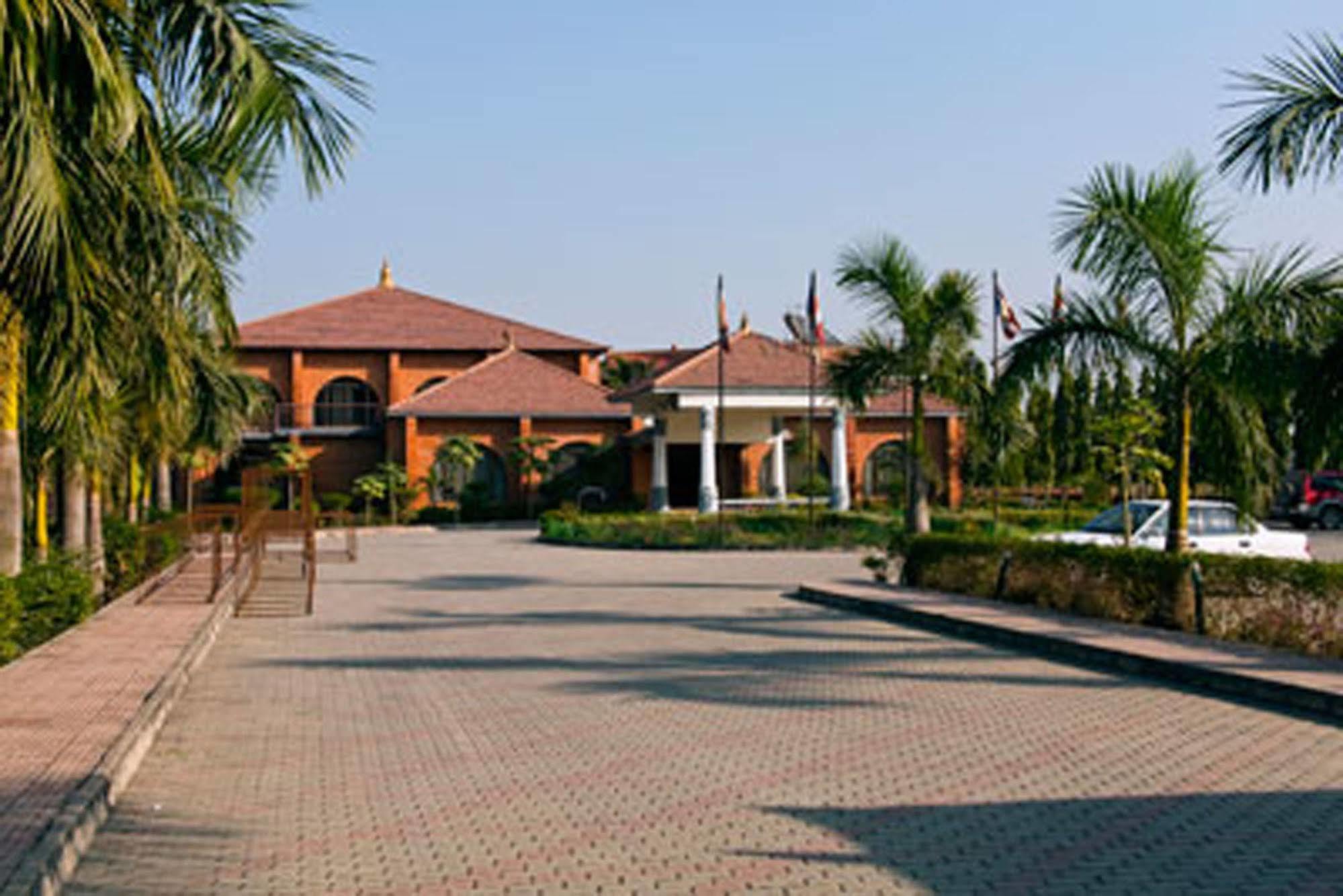 Hotel Lumbini Garden New Crystal Εξωτερικό φωτογραφία